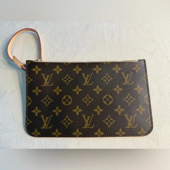 Louis Vuitton Neverfull Monogram Brown Wristlet Like New - Picture 2 of 14